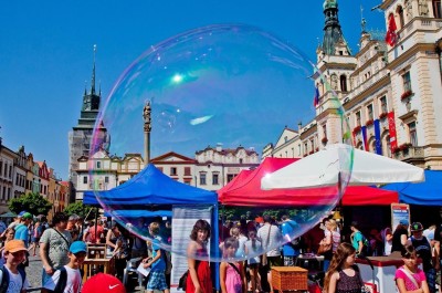 Jarní část Městských slavností - Zrcadlo umění již brzy!